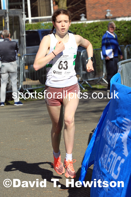 Womens Under-17s 5k, 2022 Northern 12 and 6 Stage Road Relays,  Birkenhead Park, Birkenhead, Wirral.  Photo: David T. Hewitson/Sports for All Pics